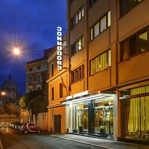 4* Hotel Commodore